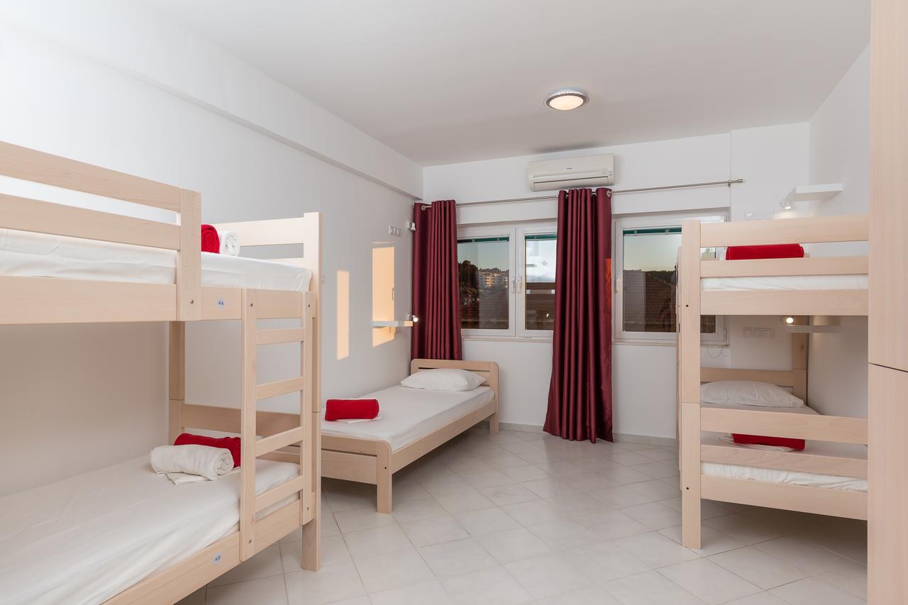 Hostel Free Bird (Adults Only) ดูบรอฟนิก ภายนอก รูปภาพ