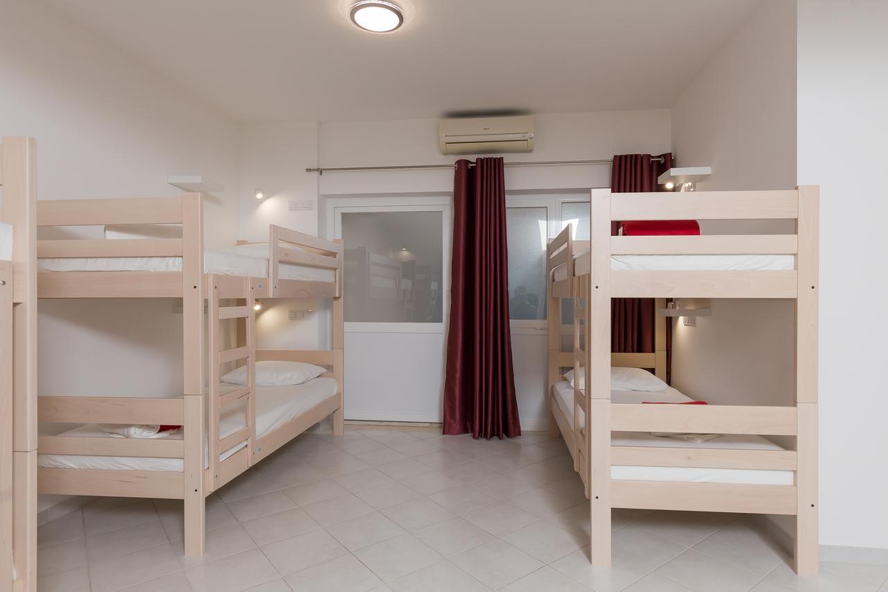 Hostel Free Bird (Adults Only) ดูบรอฟนิก ภายนอก รูปภาพ