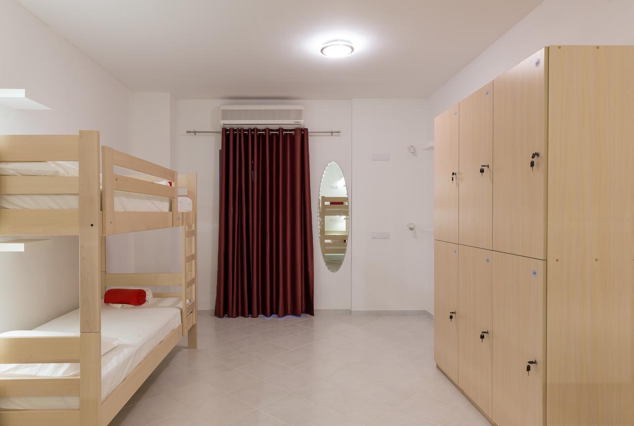 Hostel Free Bird (Adults Only) ดูบรอฟนิก ภายนอก รูปภาพ