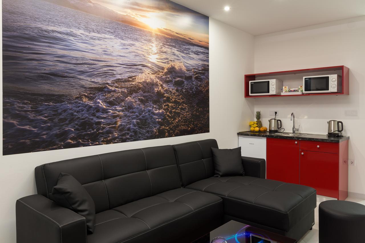 Hostel Free Bird (Adults Only) ดูบรอฟนิก ภายนอก รูปภาพ